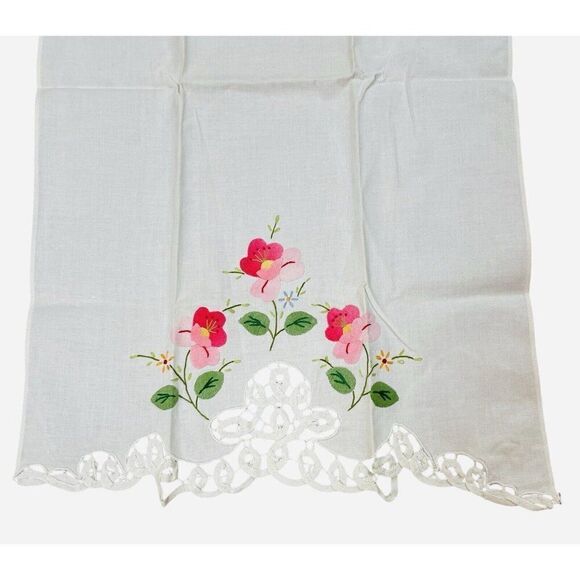 Vintage Pink Flower Linen Tea Towels Set 2 Lace Edge 22x14 Appliqué Embroidered - Picture 15 of 16